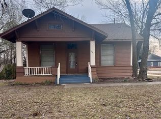 723 W Locust St, Durant, OK 74701