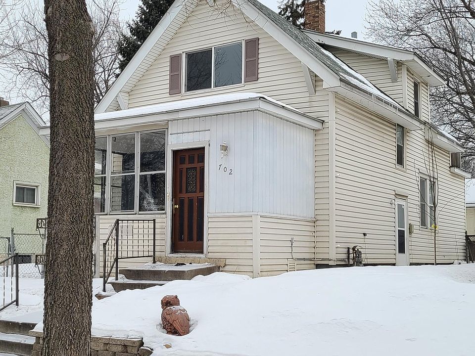 1st image of 702 Minnehaha Ave W