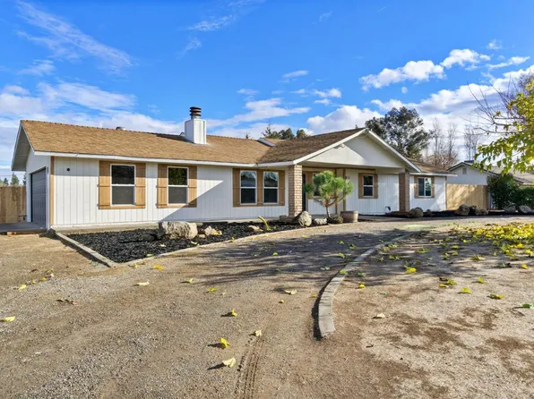 18405 Ridgedale Dr, Madera, CA 93638