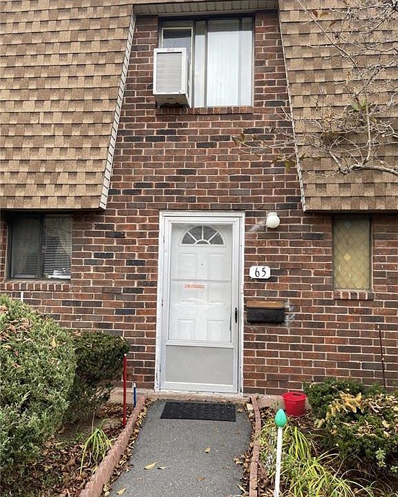 1st image of 65 Wakefield Circle #65