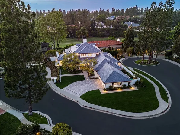 5 Cypress Point Ln, Newport Beach, CA 92660