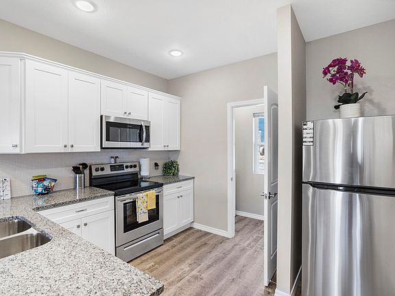5th image of 3107 S Vineyards Terrace #4