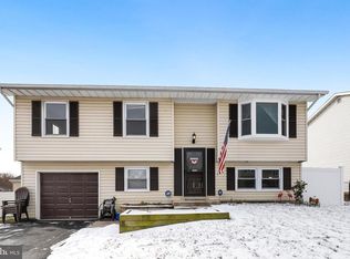 1905 Stonehearth Ct, Severn, MD 21144