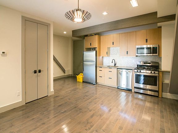2nd image of 586 Grand St #4LL
