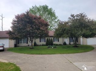 7092 & 7094 Sarah St, Temperance, MI 48182