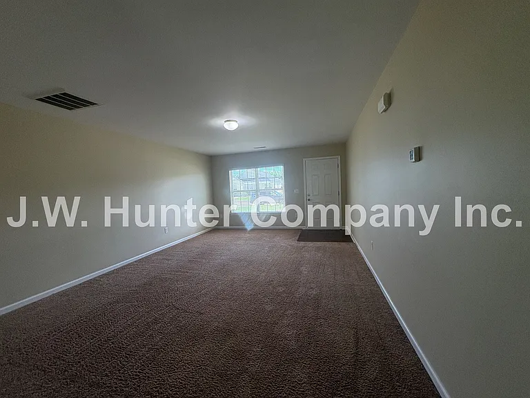 3556 Jetstream Dr NW — Photo 3