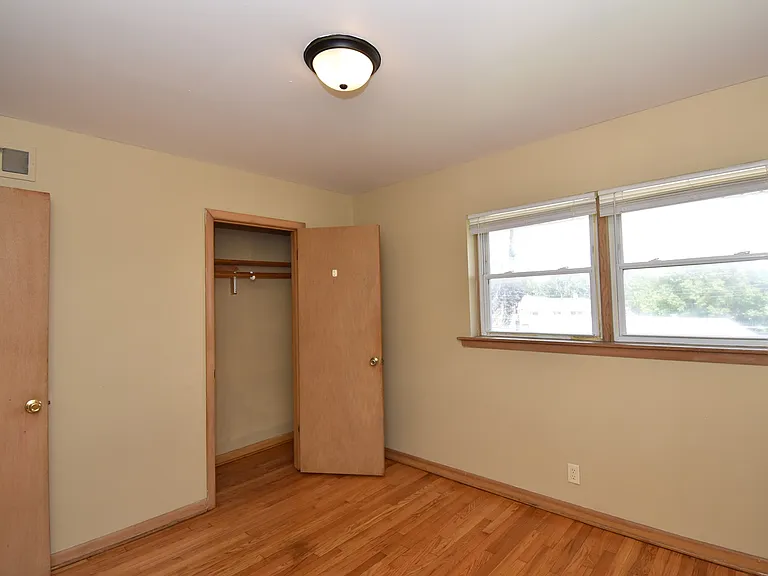 7722 W Congress St #7 — Photo 11