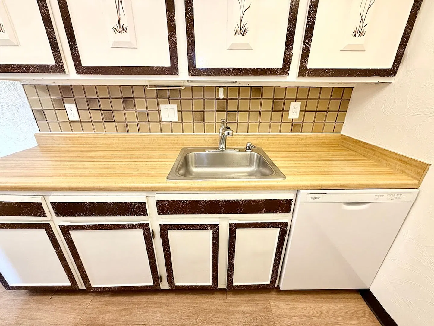 501 Golden Cir. #312 — Photo 3