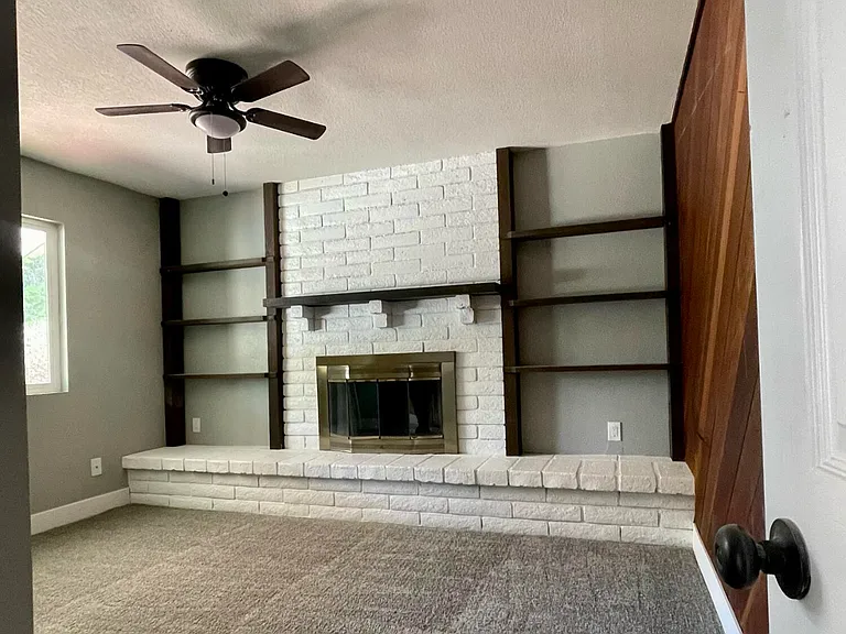2929 S Estrella Cir — Photo 4