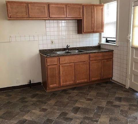 4th image of 6408 Idaho Ave #A