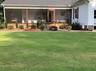 401 Bolding Rd, Pickens, SC 29671