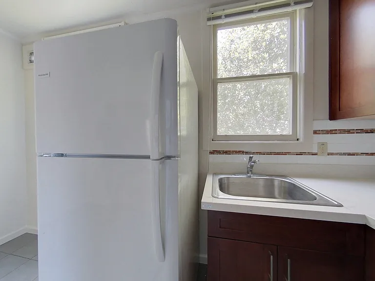 2412 Ellsworth St. — Photo 18