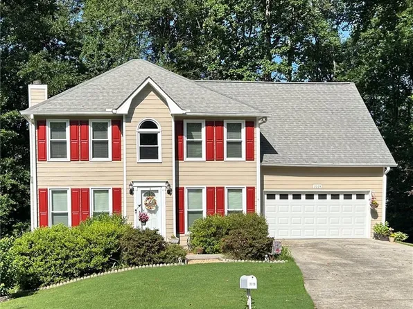 1019 Wolf Springs Ct, Lawrenceville, GA 30043