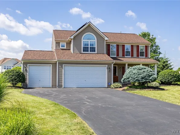 59 Sweet Pea Dr, West Henrietta, NY 14586