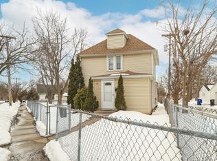 635 Canton St, Saint Paul, MN 55102