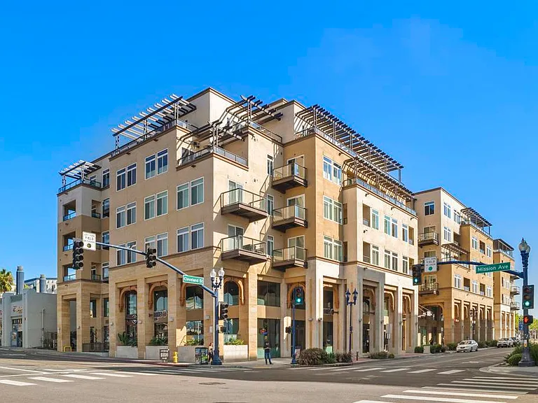301 Mission Ave #605 — Photo 2