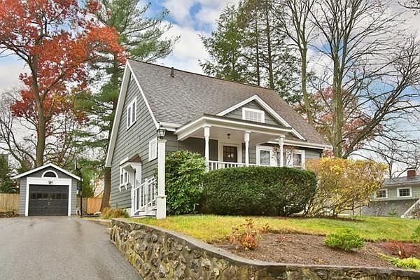 1st image of 15 Wells Ave