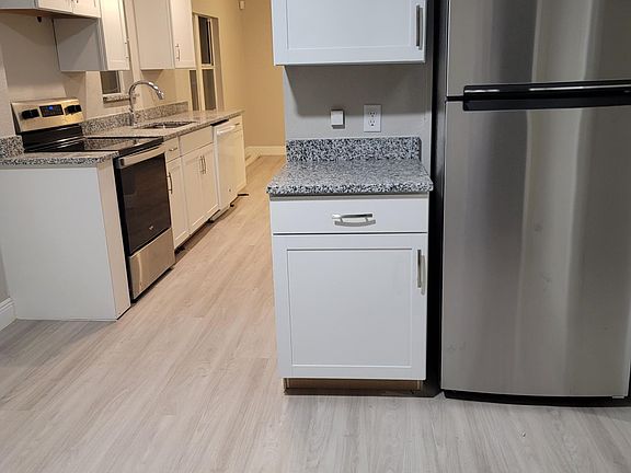 2nd image of 5001 40th St N