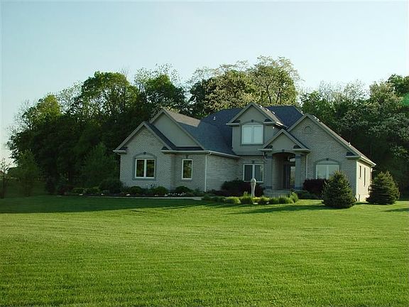 2nd image of 8275 Cierra Way