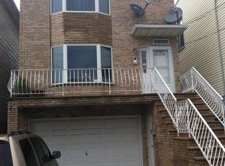 100 Grace St, Jersey City, NJ 07307
