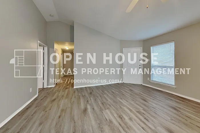 2128 Ingrid Ln — Photo 5