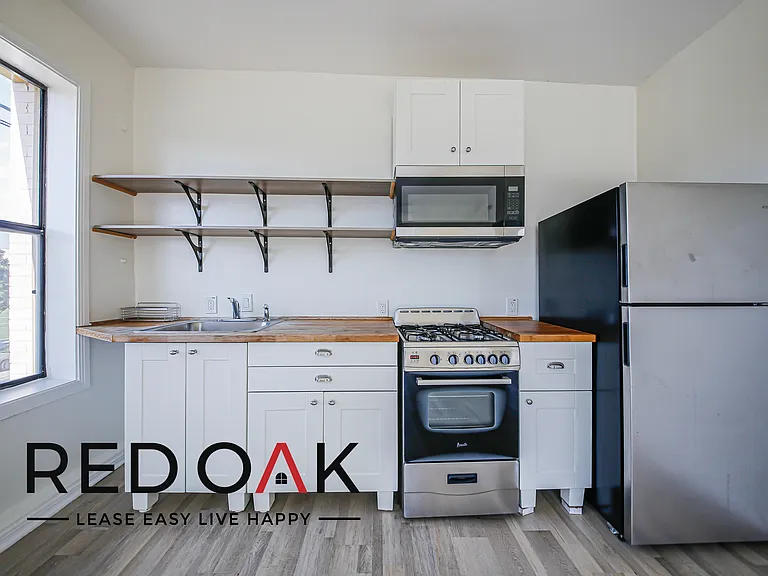 692 Valencia St #309 — Photo 8