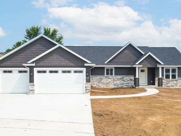 W7055 Jaclyn Ln, Greenville, WI 54942