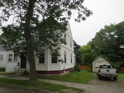 27 Dillingham St — Photo 2