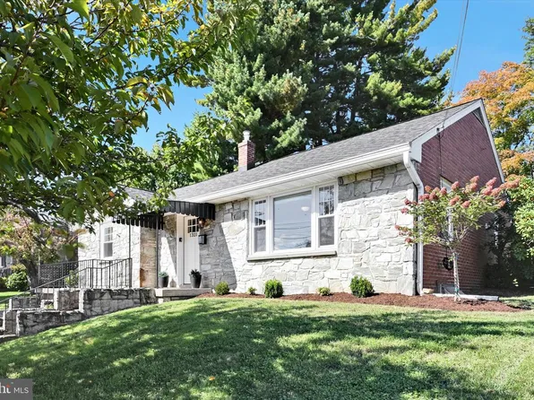 1321 Maple Ave, Lancaster, PA 17603