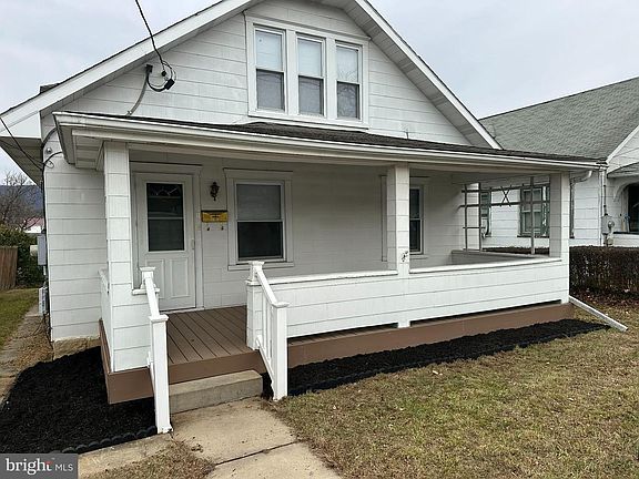 2nd image of 11 Spanogle Ave