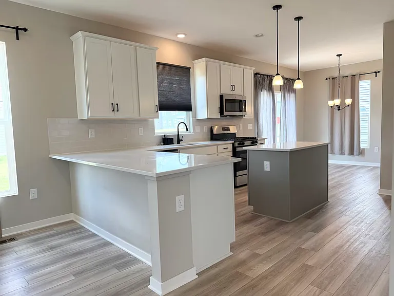 6243 Moberg Loop — Photo 7