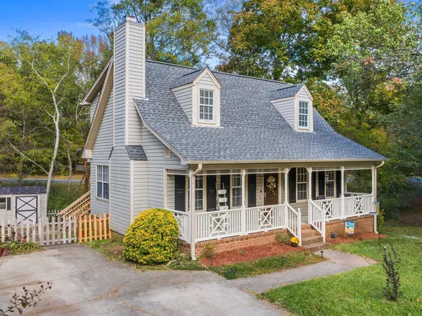 4208 Bluffs Ln, Durham, NC 27712