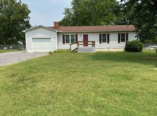 226 Tom Dr, Mayfield, KY 42066