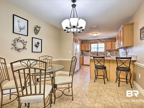 3rd image of 22418 Beaver Creek Ln