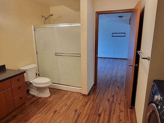3/4 bath with private washer/dryer