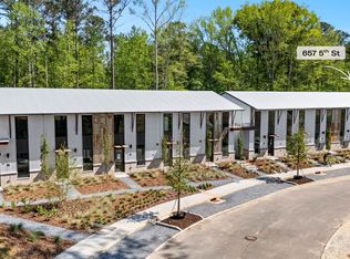 657 5th St, Fayetteville, GA 30214