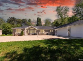 3695 Seymour Lake Rd, Ortonville, MI
