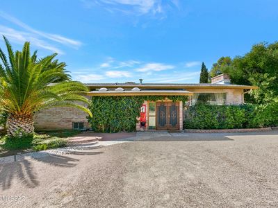 5870 N Campbell Ave, Tucson, AZ, 85718