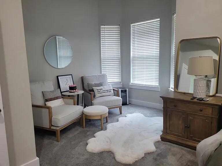 Pecan Grv — Photo 19