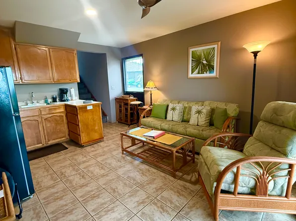 95-788 Ninole Loop Rd #39, Naalehu, HI 96772