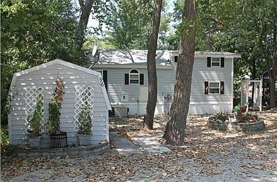 1st image of 96 Fossil Cove Ln
