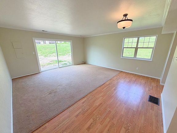 3rd image of 4600 Scioto Dr APT D