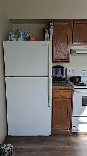 215 Jewel Dr #6 — Photo 4