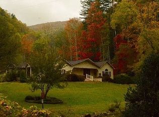 2012 Rice Creek Rd, Flag Pond, TN 37657