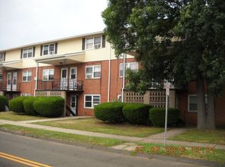 375 Mill Rock Rd #375, Hamden, CT 06517
