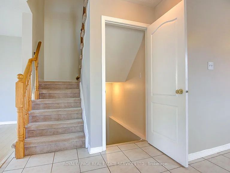 1498 Pinecliff Rd — Photo 5