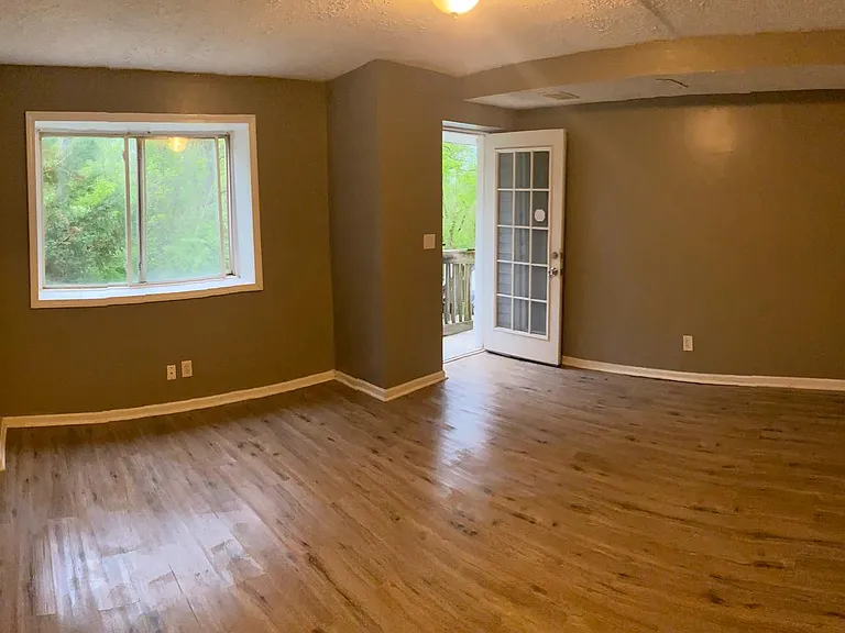 93 E State Rd — Photo 10