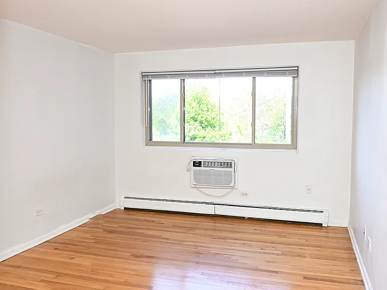 1415 W Lunt Ave #408 — Photo 6