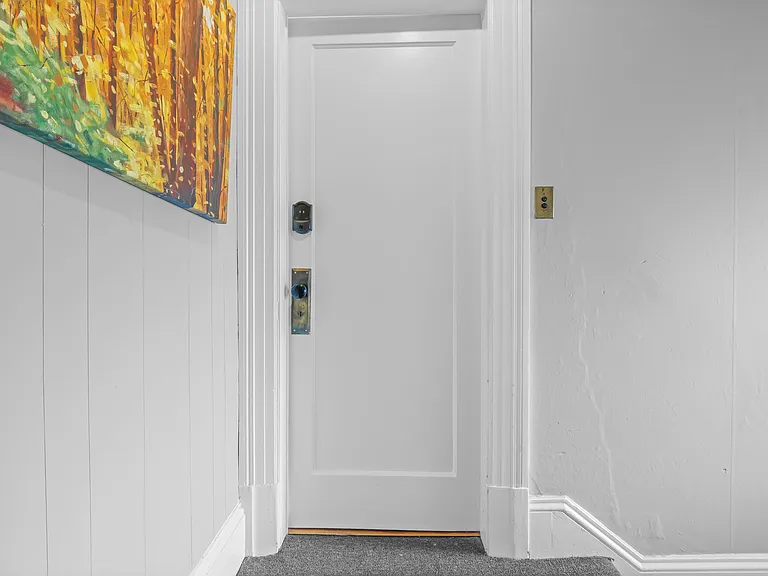 705 9th St #2 — Photo 7