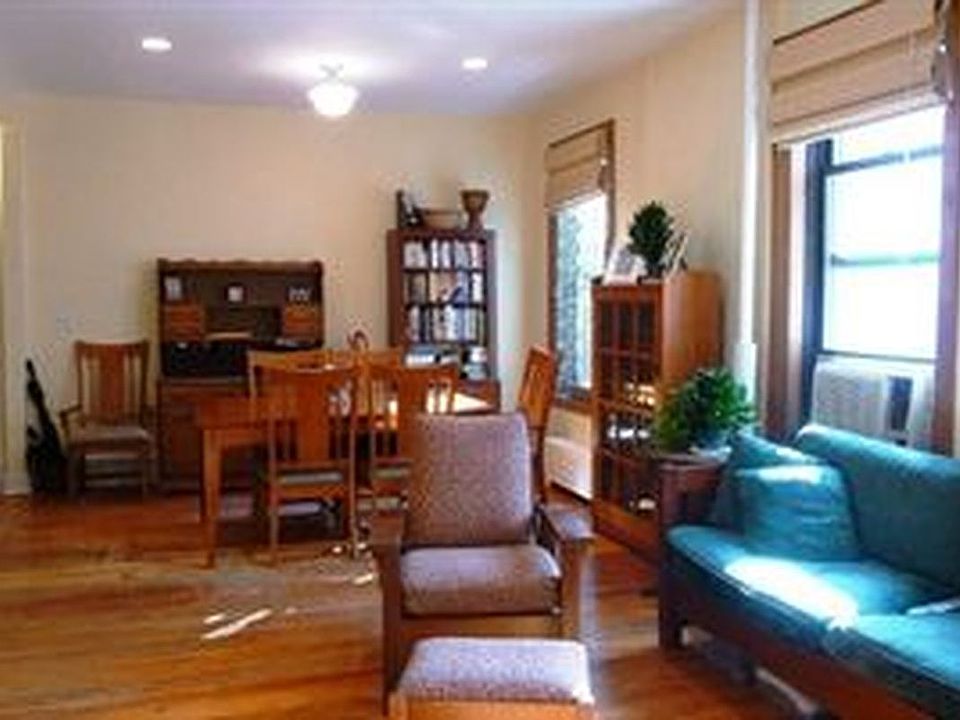 1st image of 509 W 122nd St #16